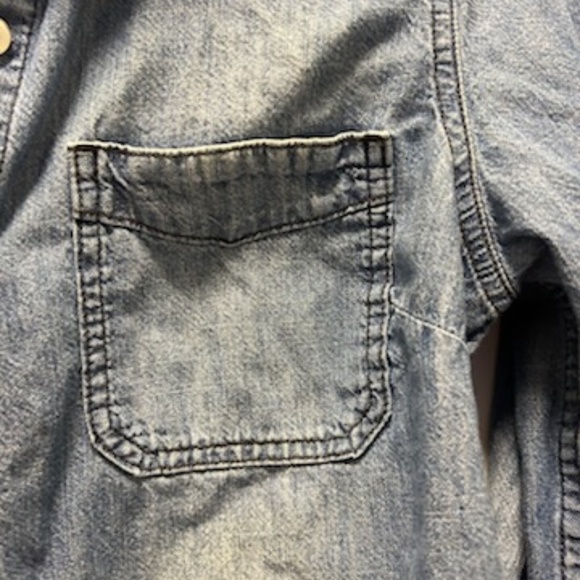 Old Navy Denim Shirt - Size M (EUC) - Picture 2 of 6